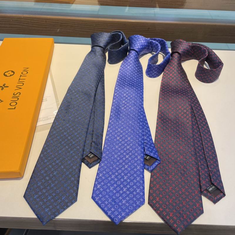 LV Tie hm04